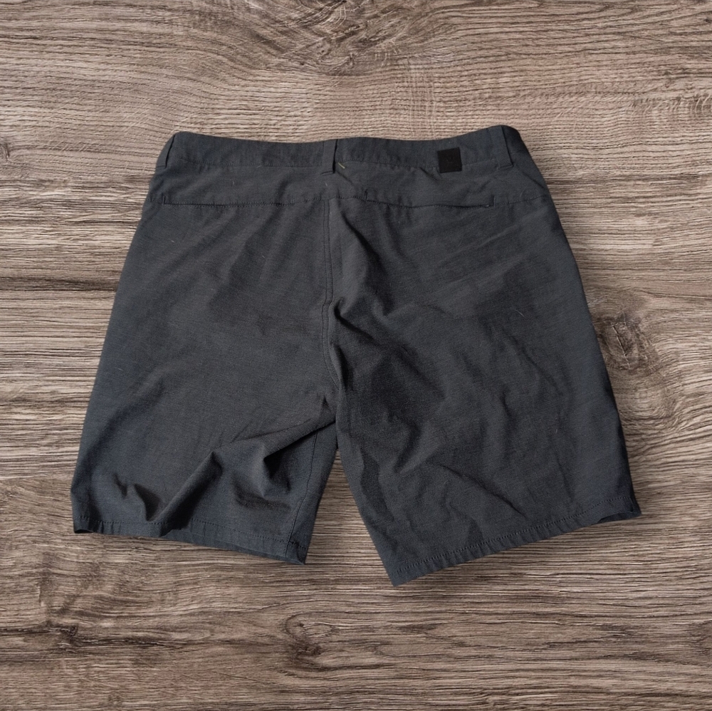 Vuori Aim Short - Picture 4 of 5